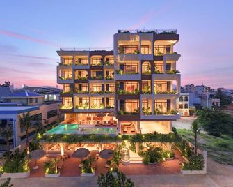 Hotel Chavana - Da Nang - Building