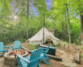 Glam Camp - Nature's Luxe Retreat in ATL - Conyers - Patio