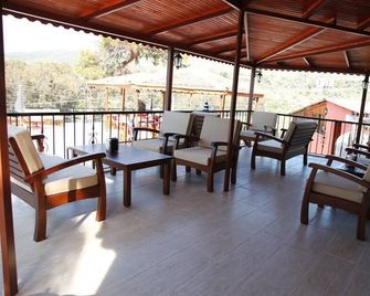 Apollon Hotel - Gelemiş - Balcony