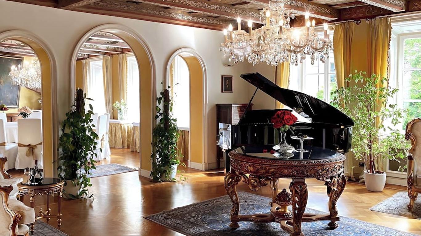 ألشيميست براج كاسل سويتس هوتل