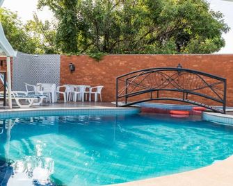 Hotel Paraíso das Águas Bonito - Bonito - Bazén