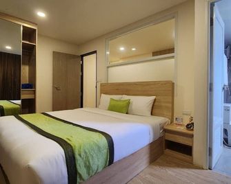 iCheck inn Darisa Patong - Patong - Bedroom