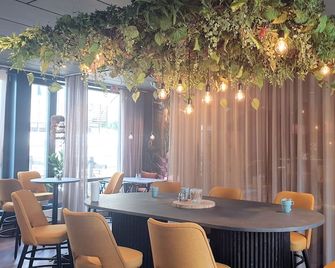 Treetop Spa Hangout & Hotel - Γκότενμπουργκ - Εστιατόριο