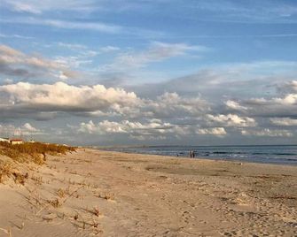 The Shoal Shack - Oak Island, Nc - Oak Island - Playa