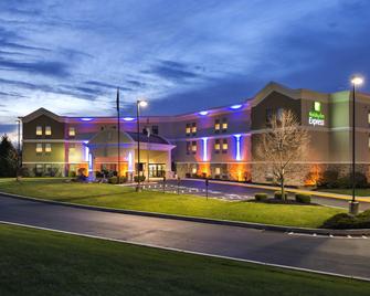 Holiday Inn Express Harrisburg NE - Harrisburg - Κτίριο