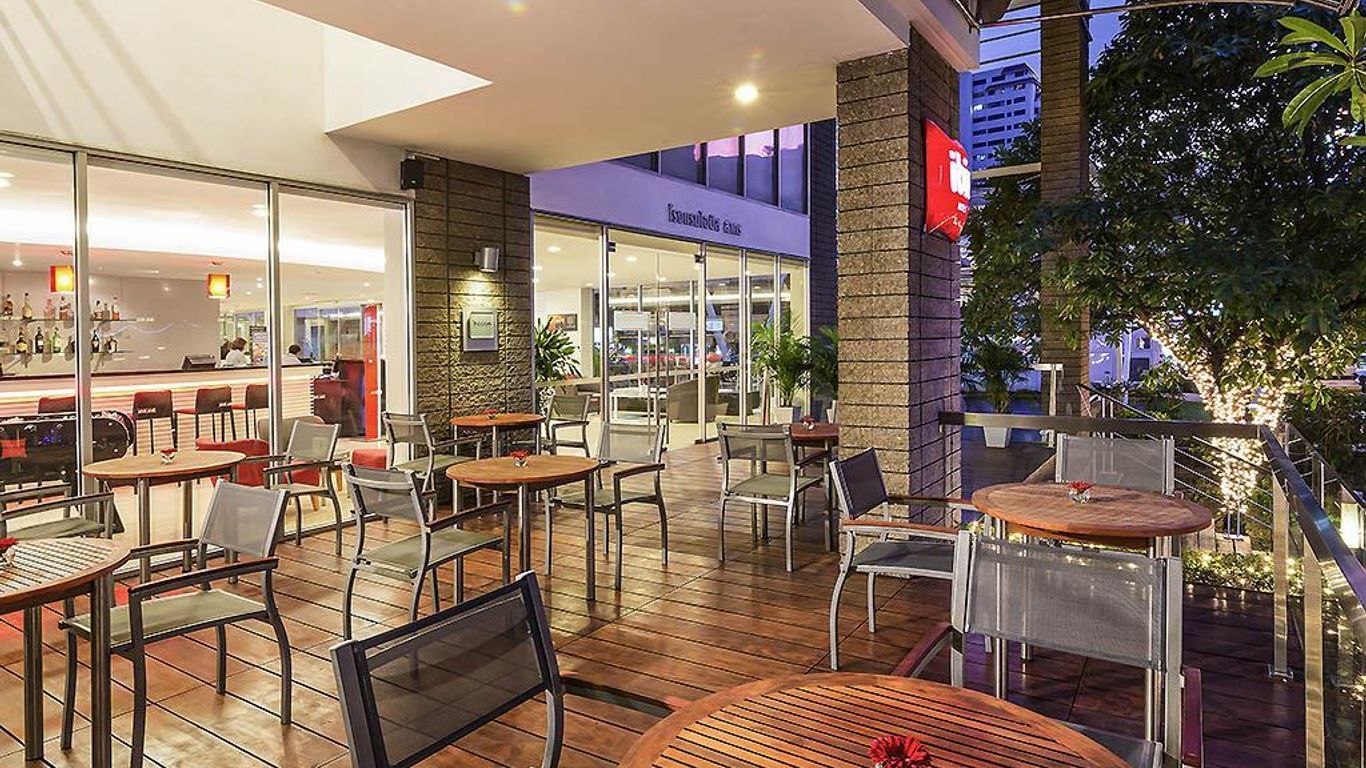 Ibis Bangkok Sathorn