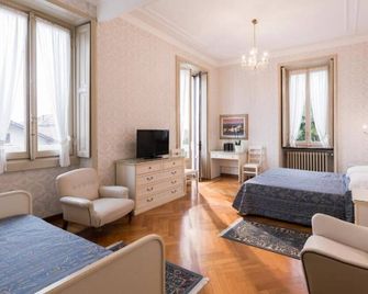 Hotel Du Parc - Stresa - Bedroom