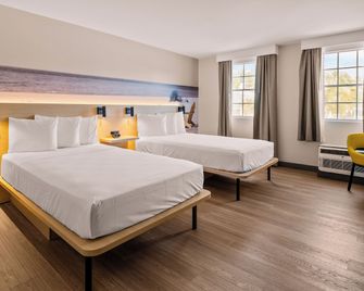 B&b Hotel Jacksonville Airport - Newly Renovated! - Jacksonville