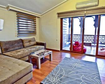 Balat Suites - Istanbul - Living room