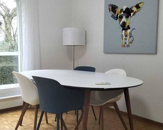 Central apartment with parking - Lausanne - Dining room