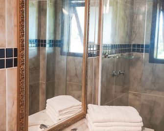 Colonna Galapagos Garden Hotel - Búzios - Bathroom