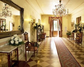 Hotel Villa Braida - Mogliano Veneto - Recepción