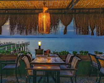 Kayalar Blue Beach Hotel - Sazli - Restaurante