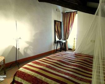 Guest House il Borgo di Sempronio - Semproniano - Bedroom