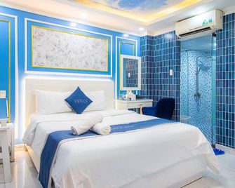 Venice Hotel - Ho Chi Minh City - Bedroom
