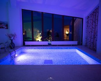 Wolkendorf Bio Hotel & Spa - Braşov - Piscina