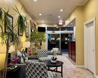 Quality Inn Ukiah - Ukiah - Lobby