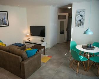 Studio Augusta - Den Burg - Obývací pokoj