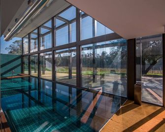 Torre de Gomariz Wine & Spa Hotel - Cervães - Zwembad