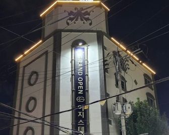 Eg Stay Hotel - Gwangju - Building