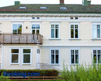 Vänersborgs Vandrarhem - Vanersborg - Edificio