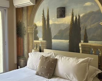 Hôtel L'Escale Au Soleil - Fréjus - Κρεβατοκάμαρα