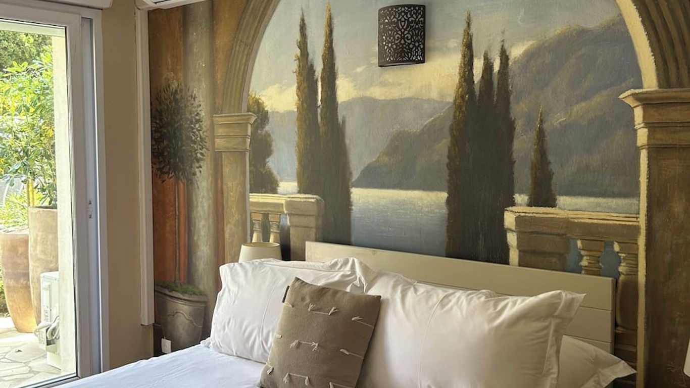 Hôtel L'Escale Au Soleil