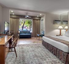 Dinah's Garden Hotel