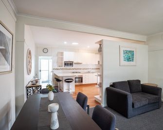 Canberra Ave Villas - Queanbeyan - Matsal