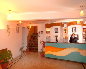 Ranikhet Inn - Ranikhet - Recepción