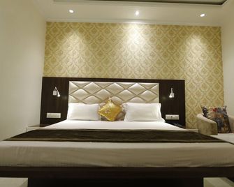 Hotel Stay Inn Classic - Bathinda - Bedroom