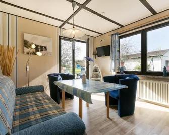 Rügenherz Fischerhütte - Bergen auf Rügen - Huiskamer