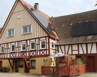 Schöne 2 Zimmer Wohnung in Sulz Bergfelden - Sulz am Neckar - Building
