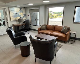 SureStay Studio by Best Western Rowland - Rowland - Lobby
