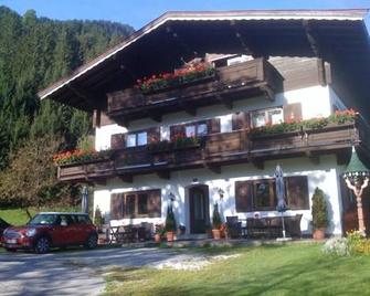 Pension Feiersinger - Kitzbühel - Building