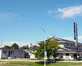 Carter Mountain Motel - Cody - Building