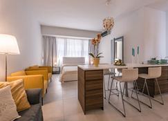 Le Residenze di Don Nino (Suites & Apartments) - Lecce - Sala de estar