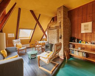 Bed and Breakfast Joarum - Kubaard - Living room