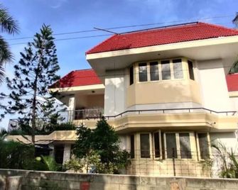 Coral Shelters Service Apartments Thuvariman - Madurai - Building