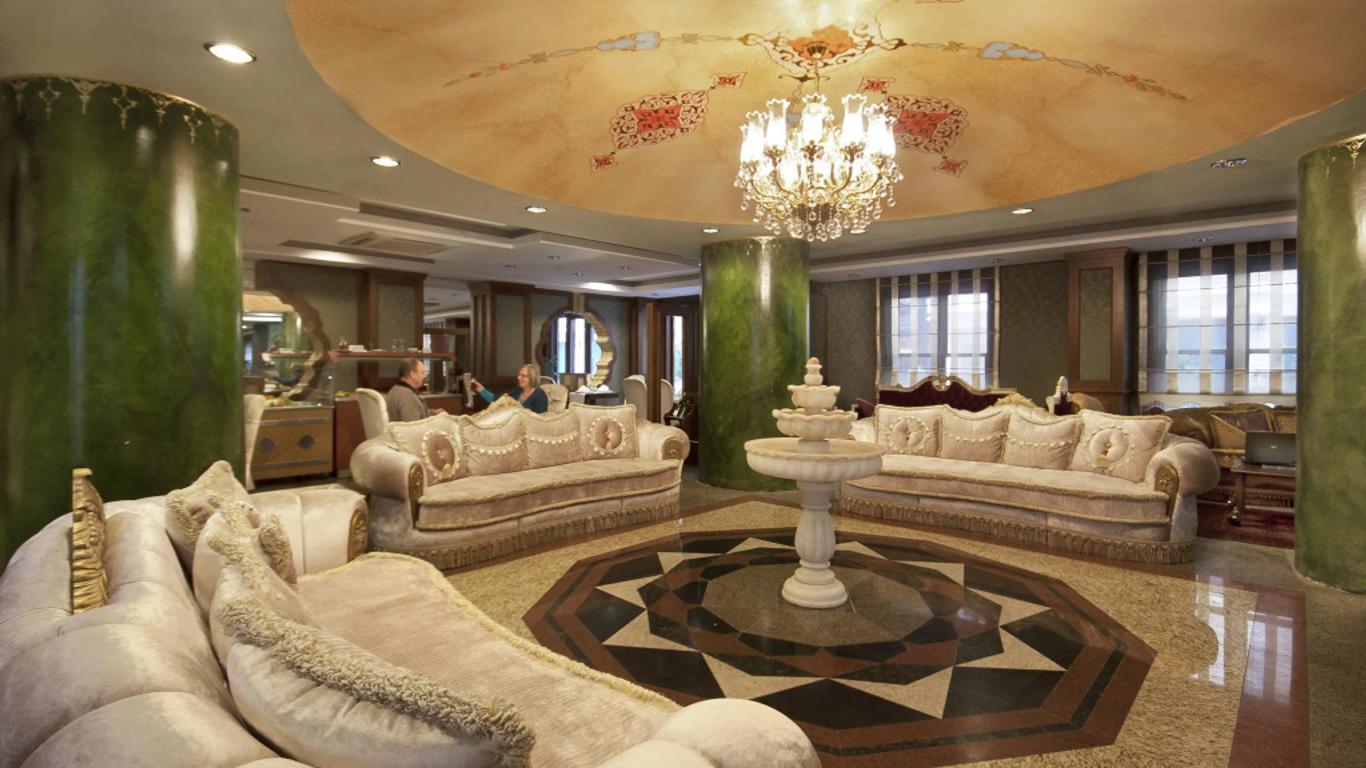 Hotel Sapphire