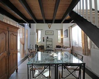 The Logis de la Mellerie - Jau-Dignac-et-Loirac - Comedor