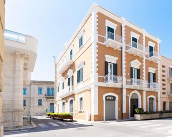 Casa Del Barone - Luxury Suites - Monopoli - Building