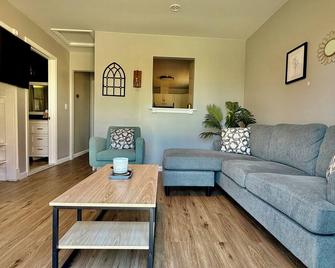 Cozy Guest House close to Downtown! - Livermore - Sala de estar