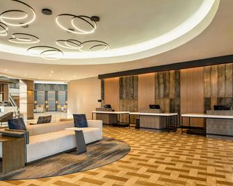Sheraton Detroit Metro Airport - Romulus - Lobby