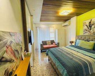 Amelia's Place - Legazpi City - Schlafzimmer