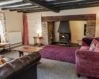 Penlone Cottage (Adults Only) - Rhayader - Living room