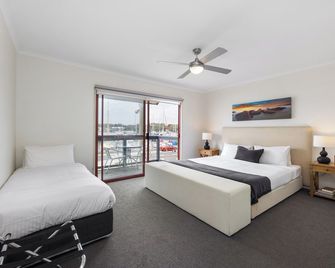 Mariners Cove Waterfront Motel and Apartments - Paynesville - Habitación