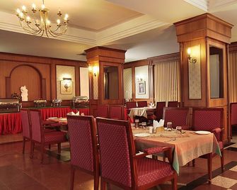 Hotel Sealord - Kochi - Restaurant