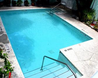 The Casablanca Hotel - Key West