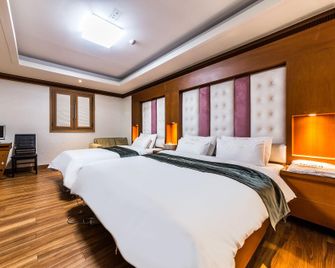 Wonju Stay Today - Wonju - Habitación
